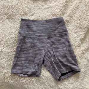 Lululemon Wunder Under 6” shorts